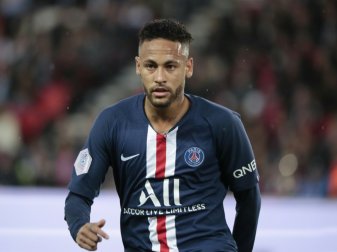 Streitet mit Ex-Club Bacelona um Prämien: Neymar Streitet mit Ex-Club Bacelona um Prämien: Neymar