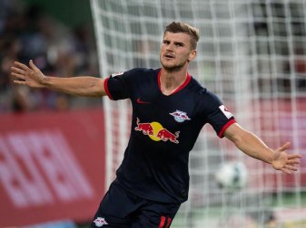 Leipzigs Sturm-Ass Timo Werner will auch gegen den FC Schalke 04 treffen. Foto: Marius Becker Leipzigs Sturm-Ass Timo Werner will auch gegen den FC Schalke 04 treffen. Foto: Marius Becker