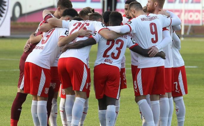 Der Hallesche FC erobert die Tabellenführung der 3. Liga