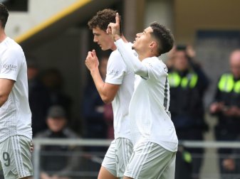 Coutinho (r.) trifft zum zwischenzeitlichen 2:0 Coutinho (r.) trifft zum zwischenzeitlichen 2:0