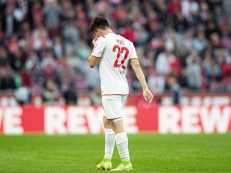 Sah in der Partie gegen Hertha BSC die Rote Karte: Kölns Jorge Meré. Foto: Marcel Kusch Sah in der Partie gegen Hertha BSC die Rote Karte: Kölns Jorge Meré. Foto: Marcel Kusch