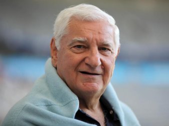 Petar «Radi» Radenkovic findet seinen Schlagerhit «Bin i Radi, bin i König» noch immer gut. Foto (Archiv): Lukas Barth Foto: Lukas Barth Petar «Radi» Radenkovic findet seinen Schlagerhit «Bin i Radi, bin i König» noch immer gut. Foto (Archiv): Lukas Barth Foto: Lukas Barth