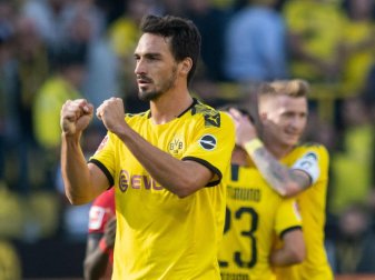 Hofft auf ein Comeback in Prag: Dortmunds Abwehrchef Mats Hummels. Foto: Bernd Thissen/dpa Hofft auf ein Comeback in Prag: Dortmunds Abwehrchef Mats Hummels. Foto: Bernd Thissen/dpa