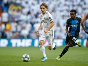 Luka Modric (l) und Real Madrid taten sich schwer gegen den FC Brügge. Foto: Bruno Fahy/BELGA/dpa Luka Modric (l) und Real Madrid taten sich schwer gegen den FC Brügge. Foto: Bruno Fahy/BELGA/dpa
