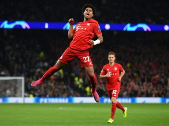 Serge Gnabry erzielt vier Treffer gegen Tottenham Serge Gnabry erzielt vier Treffer gegen Tottenham