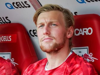 Sitzt gegen Lyon zunächst auf der Bank: Emil Forsberg. Foto: Jan Woitas/zb/dpa Sitzt gegen Lyon zunächst auf der Bank: Emil Forsberg. Foto: Jan Woitas/zb/dpa