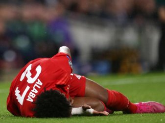 Bayern-Profi David Alaba zog sich eine Rippenprellung zu. Foto: Steven Paston/PA Wire/dpa Bayern-Profi David Alaba zog sich eine Rippenprellung zu. Foto: Steven Paston/PA Wire/dpa