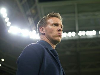 Julian Nagelsmann bekam gegen Lyon eine gelbe Karte Julian Nagelsmann bekam gegen Lyon eine gelbe Karte