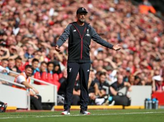Trainer Jürgen Klopp trifft am Wochenende mit dem FC Liverpool auf den Tabellendritten Leicester City. Foto: Nigel French/PA Wire/dpa Trainer Jürgen Klopp trifft am Wochenende mit dem FC Liverpool auf den Tabellendritten Leicester City. Foto: Nigel French/PA Wire/dpa