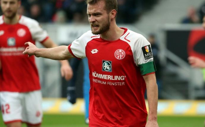 Daniel Brosinski erzielt den Siegtreffer für Mainz 05