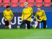 Nationalspieler Brandt (m) hadert mit seiner derzeitigen Rolle bei Borussia Dortmund. Foto: Guido Kirchner/dpa