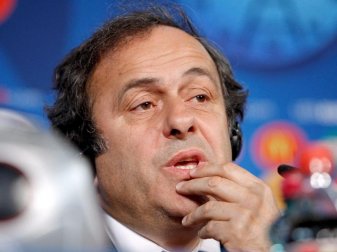 Will zurück ins Fußball-Geschäft: Ex-Uefa-Boss Michel Platini. Foto: Georgi Licovski/epa/dpa Will zurück ins Fußball-Geschäft: Ex-Uefa-Boss Michel Platini. Foto: Georgi Licovski/epa/dpa