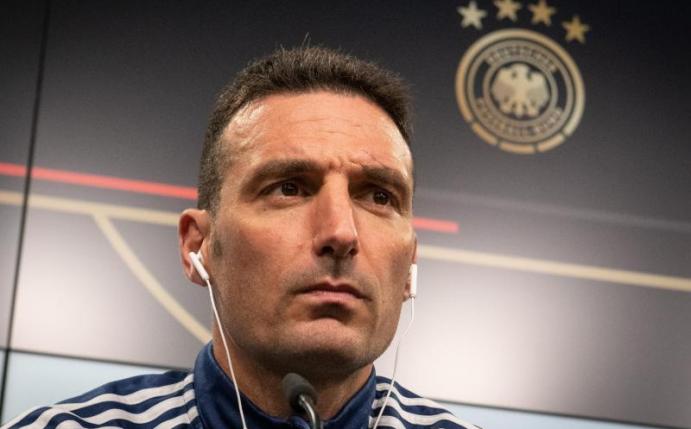 Mit Argentinien gegen die DFB-Elf gefordert: Trainer Lionel Scaloni. Foto: Bernd Thissen/dpa