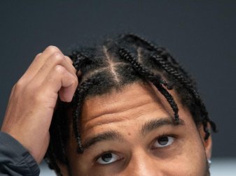 Hat vom Bundestrainer eine Stammplatz-Garantie erhalten: Serge Gnabry. Foto: Bernd Thissen/dpa Hat vom Bundestrainer eine Stammplatz-Garantie erhalten: Serge Gnabry. Foto: Bernd Thissen/dpa