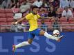 Hat sich bei einem Länderspiel gegen Nigeria verletzt: Brasiliens Superstar Neymar. Foto: Then Chih Wey/XinHua/dpa