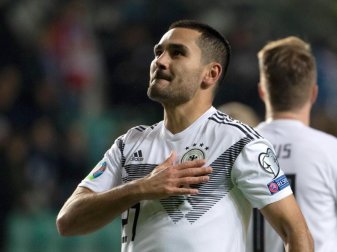 Sorgte mit einem «Like» für Ärger: Ilkay Gündogan. Foto: Federico Gambarini/dpa Sorgte mit einem «Like» für Ärger: Ilkay Gündogan. Foto: Federico Gambarini/dpa