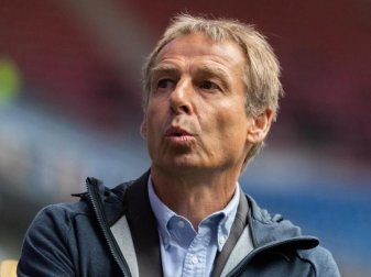 Soll, nach einem Zeitungsbericht, Nationaltrailner Ecuadors werden: Jürgen Klinsmann. Foto: Robert Michael/zb/dpa Soll, nach einem Zeitungsbericht, Nationaltrailner Ecuadors werden: Jürgen Klinsmann. Foto: Robert Michael/zb/dpa