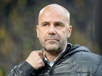 Bosz findet Freitagsspiel "etwas unglücklich" Bosz findet Freitagsspiel "etwas unglücklich"