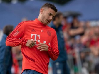 Ist wieder gesund vom Länderspieleinsatz zu den Bayern zurückgekehrt: Lucas Hernandez. Foto: Peter Kneffel/dpa Ist wieder gesund vom Länderspieleinsatz zu den Bayern zurückgekehrt: Lucas Hernandez. Foto: Peter Kneffel/dpa