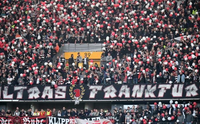 Von EL-Auswärtsspielen ausgeschlossen: Die SGE-Fans