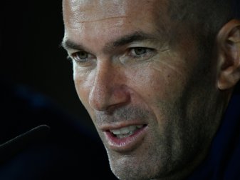 Zinedine Zidane: Treffen mit Paul Pogba zufällig Zinedine Zidane: Treffen mit Paul Pogba zufällig