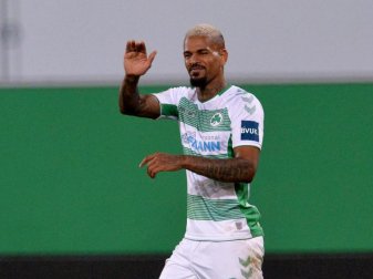 Fürths Matchwinner Daniel Keita-Ruel kann sich nach dem Heimerfolg bejubeln lassen. Foto: Timm Schamberger/dpa Fürths Matchwinner Daniel Keita-Ruel kann sich nach dem Heimerfolg bejubeln lassen. Foto: Timm Schamberger/dpa