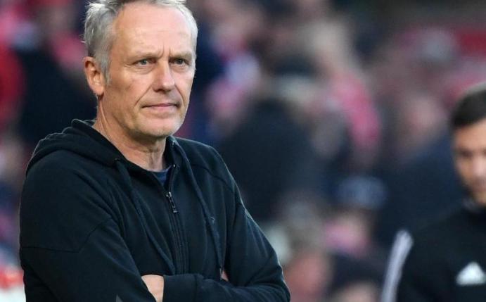 Freiburg-Trainer Christian Streich echauffiert sich über die eigenen Fans. Foto: Monika Skolimowska/dpa-Zentralbild/dpa