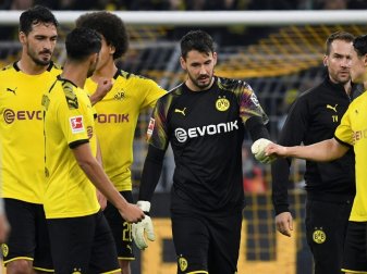 Borussia Dortmund bangt um Torhüter Roman Bürki Borussia Dortmund bangt um Torhüter Roman Bürki