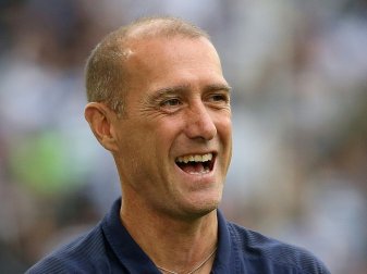 Zwickau und Trainer Enochs siegen 3:0 gegen Bayern II Zwickau und Trainer Enochs siegen 3:0 gegen Bayern II
