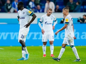 Die Schalker wollen die Niederlage in Hoffenheim schnell abhaken. Foto: Uwe Anspach/dpa