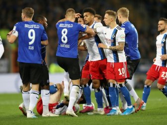 Remis im Topspiel der zweiten Bundesliga Remis im Topspiel der zweiten Bundesliga