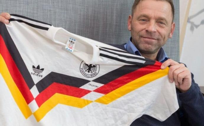 Thomas Häßlers Trikot für 13.099 Euro versteigert