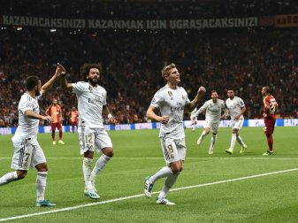 Kroos erzielt in der 18. Minute den Siegtreffer für Real Kroos erzielt in der 18. Minute den Siegtreffer für Real