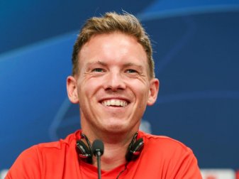 Gut gelaunt: Leipzig-Coach Julian Nagelsmann. Foto: Jan Woitas/dpa-Zentralbild/dpa Gut gelaunt: Leipzig-Coach Julian Nagelsmann. Foto: Jan Woitas/dpa-Zentralbild/dpa