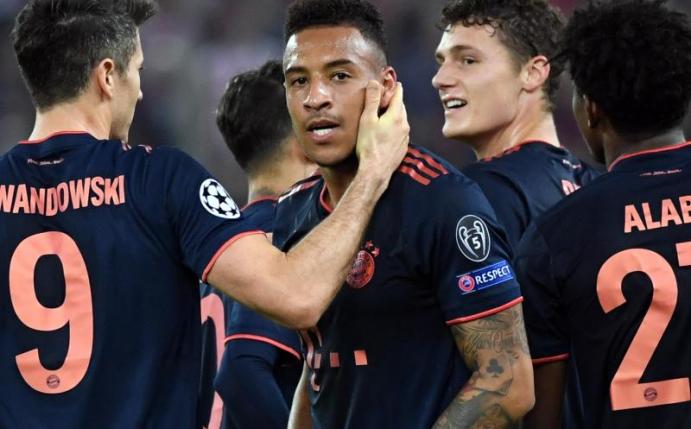 Corentin Tolisso (M) erzielte in Piräus den dritten Treffer für die Bayern. Foto: Sven Hoppe/dpa