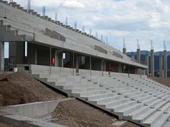 Noch in der Bauphase: Das neue Stadion des SC Freiburg. Foto: Patrick Seeger/dpa Noch in der Bauphase: Das neue Stadion des SC Freiburg. Foto: Patrick Seeger/dpa