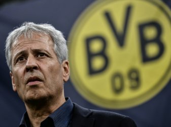 Lucien Favre erhält Rückendeckung von Michael Zorc Lucien Favre erhält Rückendeckung von Michael Zorc