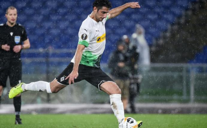 Lars Stindl ist nach seinem Treffer überglücklich