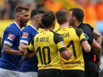Zum 154. Mal steht das Revierderby zwischen Schalke 04 und Borussia Dortmund auf dem Programm. Foto: Friso Gentsch/dpa Zum 154. Mal steht das Revierderby zwischen Schalke 04 und Borussia Dortmund auf dem Programm. Foto: Friso Gentsch/dpa