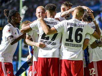 Noch führt der Hamburger SV die Tabelle der 2. Liga an. Foto: Axel Heimken/dpa Noch führt der Hamburger SV die Tabelle der 2. Liga an. Foto: Axel Heimken/dpa