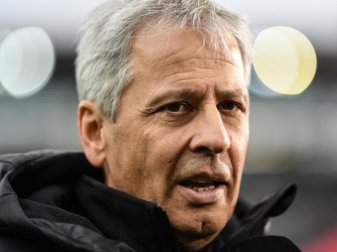 Nicht gerade angetan von der BVB-Trainerdiskussion: Lucien Favre. Foto: Patrick Seeger/dpa Nicht gerade angetan von der BVB-Trainerdiskussion: Lucien Favre. Foto: Patrick Seeger/dpa
