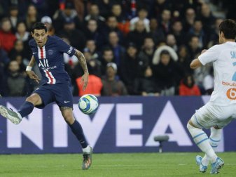 PSG-Profi Angel Di Maria (l) bei einer Hereingabe. Foto: Kamil Zihnioglu/AP/dpa PSG-Profi Angel Di Maria (l) bei einer Hereingabe. Foto: Kamil Zihnioglu/AP/dpa