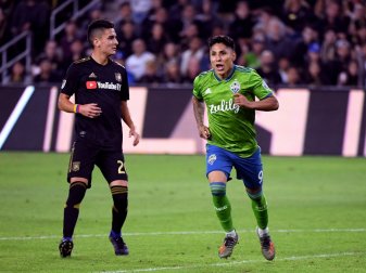 Ruidiaz (r.) traf im Halbfinale zweimal Ruidiaz (r.) traf im Halbfinale zweimal