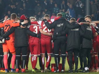 Der 1. FC Kaiserslautern steht im Achtelfinale Der 1. FC Kaiserslautern steht im Achtelfinale