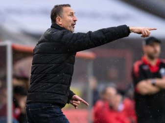 Lässt sich nicht beirren: FC-Coach Achim Beierlorzer. Foto: Marius Becker/dpa Lässt sich nicht beirren: FC-Coach Achim Beierlorzer. Foto: Marius Becker/dpa