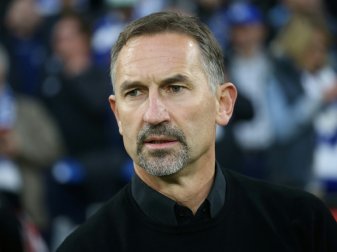 Beierlorzer will sich nur "auf Sonntag fokussieren" Beierlorzer will sich nur "auf Sonntag fokussieren"