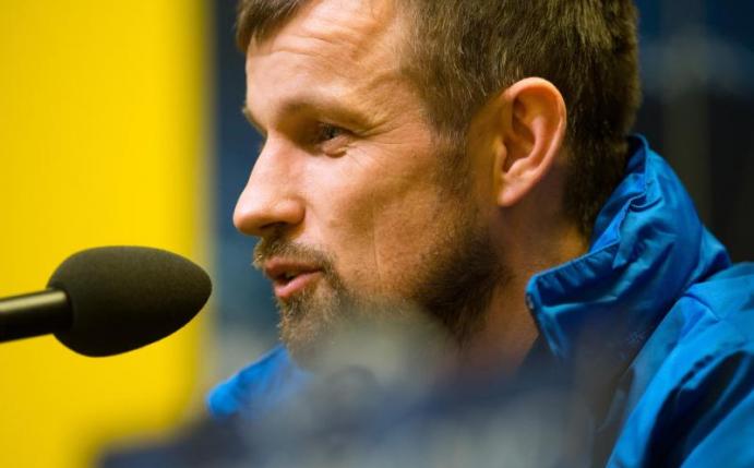 St. Petersburgs Trainer Sergej Semak. Foto: Bernd Thissen/dpa