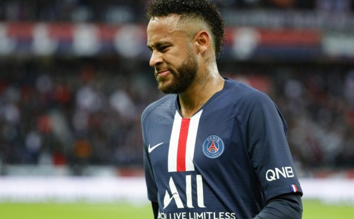 Nach Schlag gegen Fan: Neymar wird verwarnt