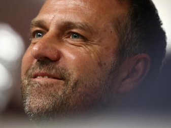 Soll das Team von Bayern München wieder in die Spur bringen: Aushilfs-Coach Hans-Dieter Flick. Foto: Alexander Hassenstein/Bongarts/Getty Images/Bayern München/dpa Soll das Team von Bayern München wieder in die Spur bringen: Aushilfs-Coach Hans-Dieter Flick. Foto: Alexander Hassenstein/Bongarts/Getty Images/Bayern München/dpa