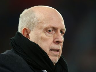 Reiner Calmund lotste die ersten DDR-Stars in die Liga Reiner Calmund lotste die ersten DDR-Stars in die Liga